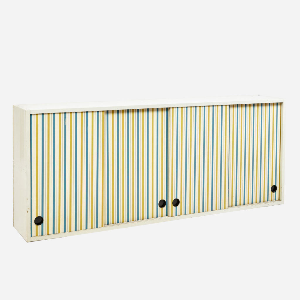 Grosser Küchenoberschrank mit Schiebetüren | Möbel Zürich | Vintagemöbel