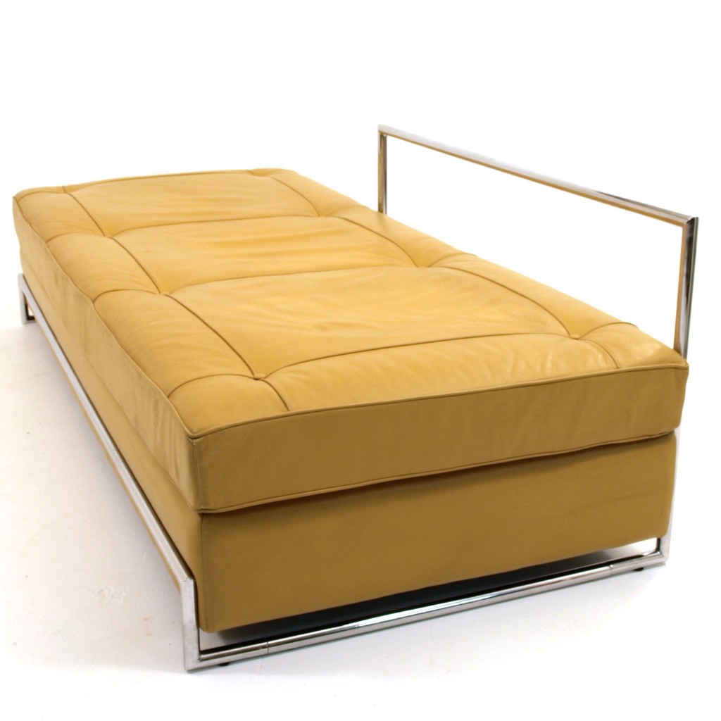 Daybed, Eileen Gray Möbel Zürich Vintagemöbel