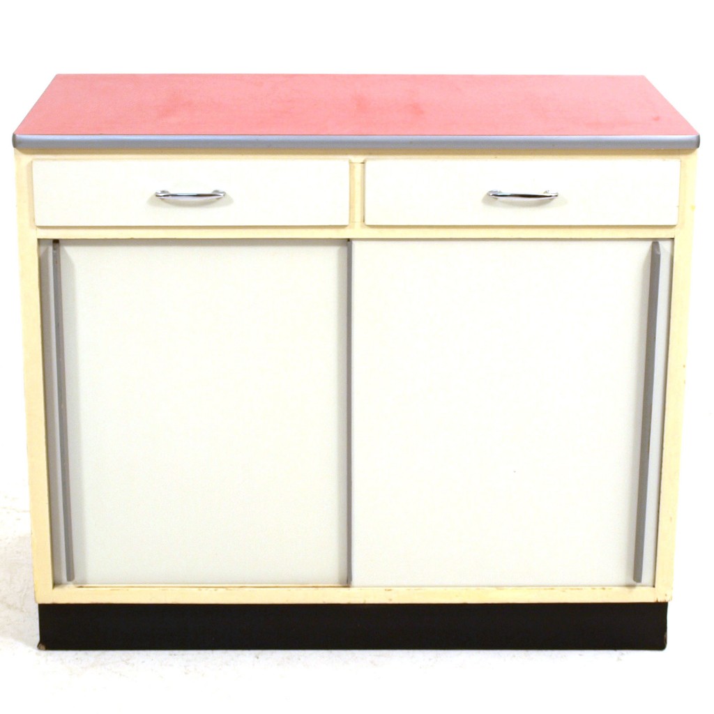 Küchenschrank mit Kelkooberfläche | Möbel Zürich | Vintagemöbel
