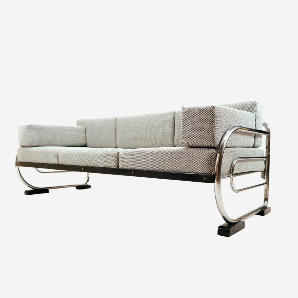 Bauhaus Sofa/Daybed von Mücke Melder, neu bezogen Möbel Zürich Vintagemöbel