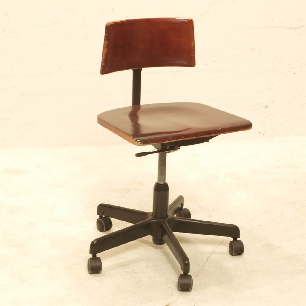 Bürostuhl auf Rollen | Möbel Zürich | Vintagemöbel