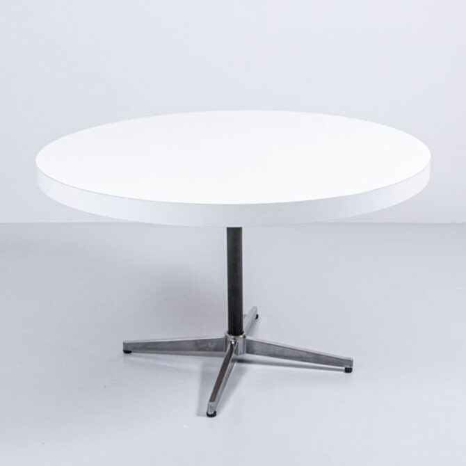 Esstisch im Stil von Hermann Miller | Möbel Zürich | Vintagemöbel