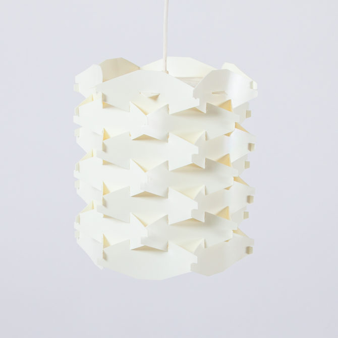 Deckenleuchte aus Kunststoff | Möbel Zürich | Vintagemöbel