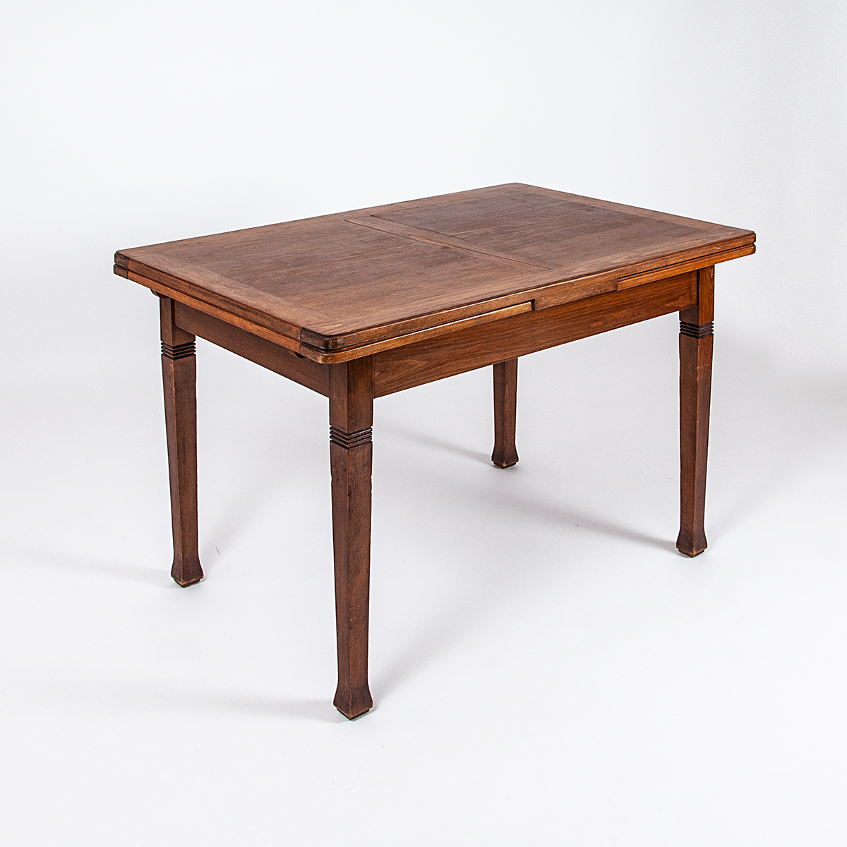 Holztisch Buche gebeizt, ausziehbar | Möbel Zürich | Vintagemöbel