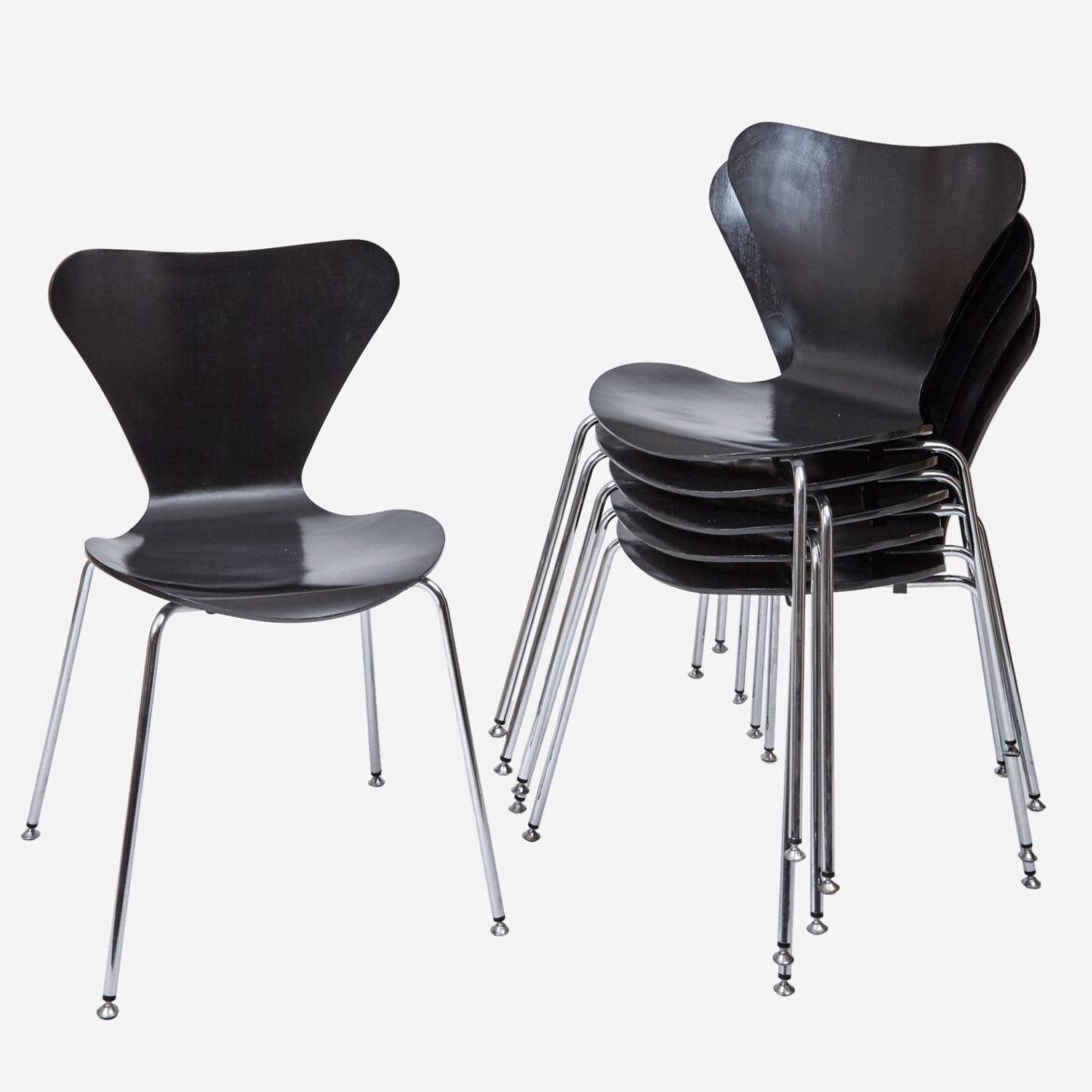 Stuhl 3107 von Arne Jacobsen, schwarz - Möbel Zürich