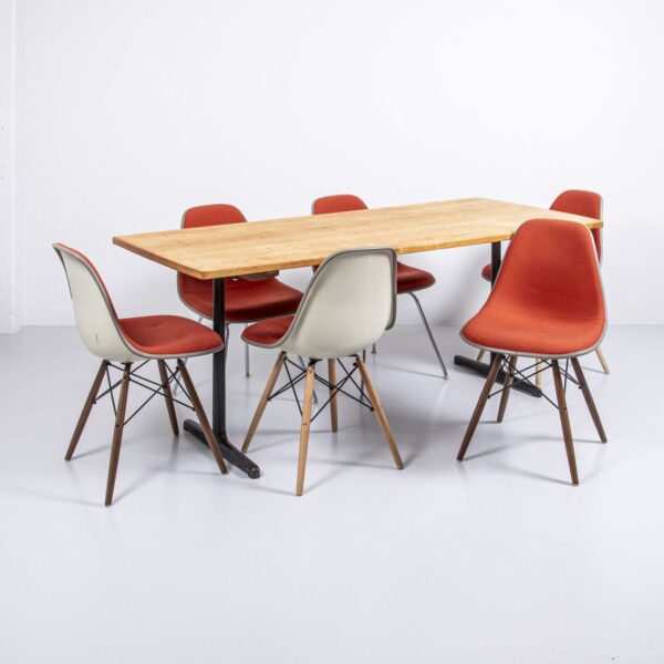 Eames Side Chair gepolstert, orange Designerstuhl
