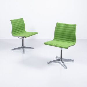 Eames EA 106 Alu Chair, nicht drehbar Bürostuhl