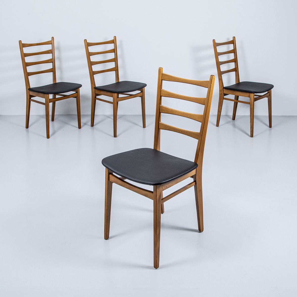 Teak Stühle 60er Jahre