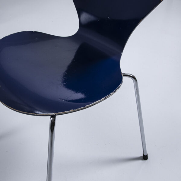 Serie 7 Stuhl 3107 blau Büromöbel