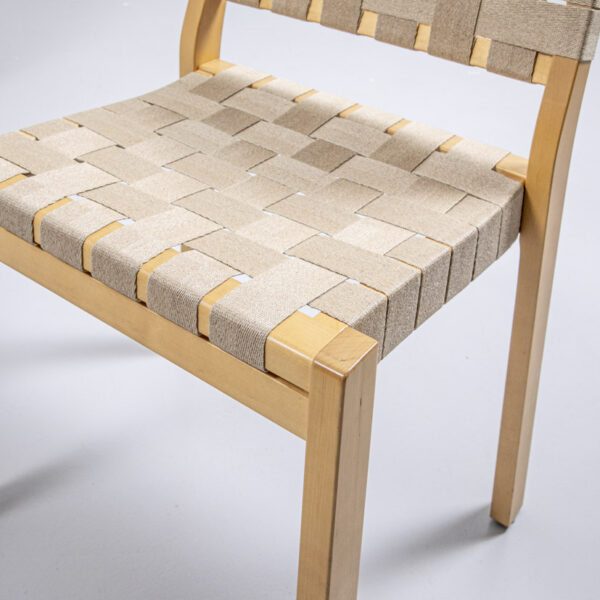 Artek 611 Stuhl von Alvar Aalto Designerstuhl