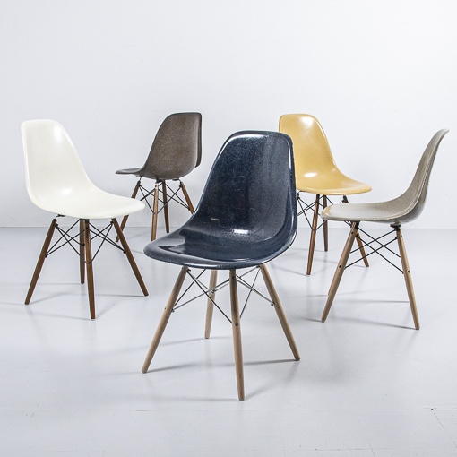 Eames Side Chair ochre light, auf Fuss nach Wahl Designerstuhl
