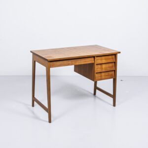 60er Jahre Nussbaum Schreibtisch Büromöbel