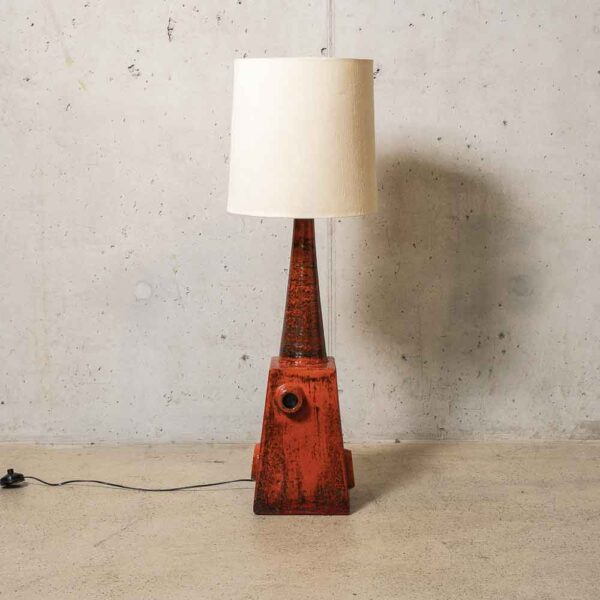 Stehlampe mit rotem Keramikfuss Lampe
