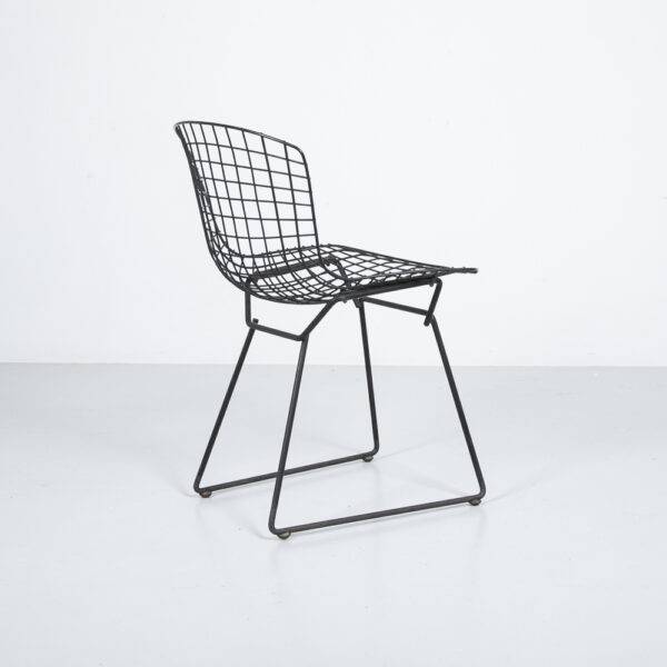 Schwarzer Bertoia Side Chair von Knoll International Designerstuhl