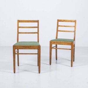 Nussbaum Polsterstuhl mit grüner Sitzfläche Holzstuhl Nussbaum Polsterstuhl mit grüner Sitzfläche Holzstuhl