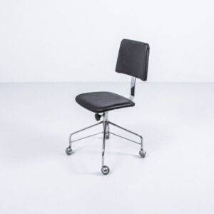 Bürostuhl auf Rollen, neu bezogen Bürostuhl