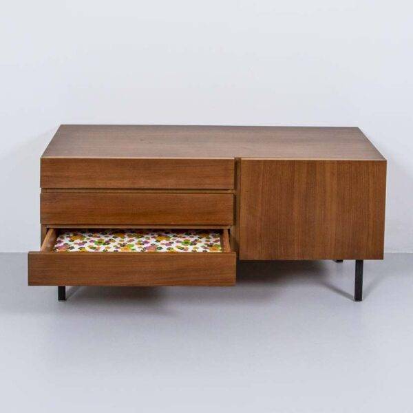 60er Jahre Nussbaum Sideboard Möbel