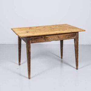 Holztisch aus Tannenholz mit Patina Holztisch