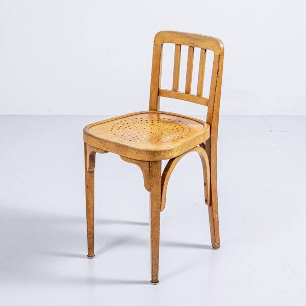 Horgen Glarus Stuhl mit Muster auf Sitzfläche Holzstuhl