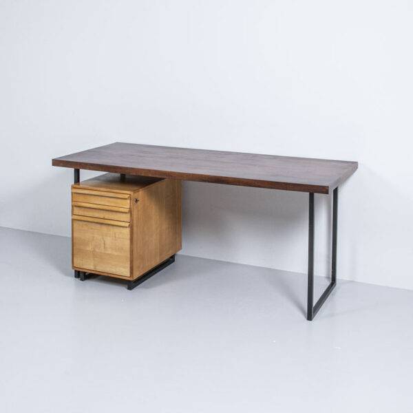 «Schreibtisch «»Modell 10″» mit Korpus von Wohnhilfe» Bürotisch