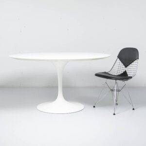 Esstisch Tulip Table von Eero Saarinen Esstisch
