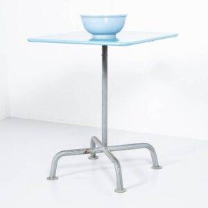 Blauer Gartentisch, 60 x 60 cm Gartentisch