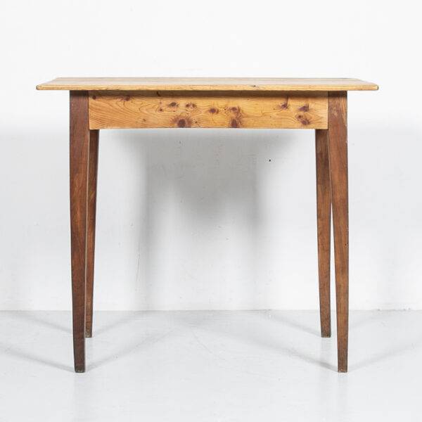 Tannentisch mit Patina Holztisch