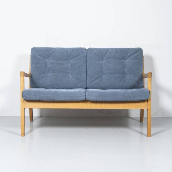 Cado Zweisitzer Hellblau Sofa