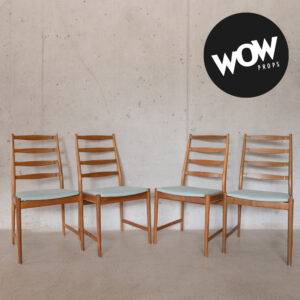 Holzstuhl gepolstert, 4er Set WOW Props - Vintage Furniture Upcycling