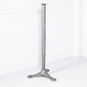 Gusseisenbein Stehtisch Gastronomie Möbel Gusseisenbein Stehtisch Gastronomie Möbel