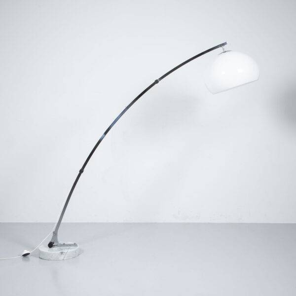 Bogen Stehlampe mit Marmorfuss Stehlampe