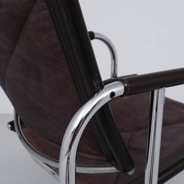 Brauner Eichenberger Sessel Designerstuhl