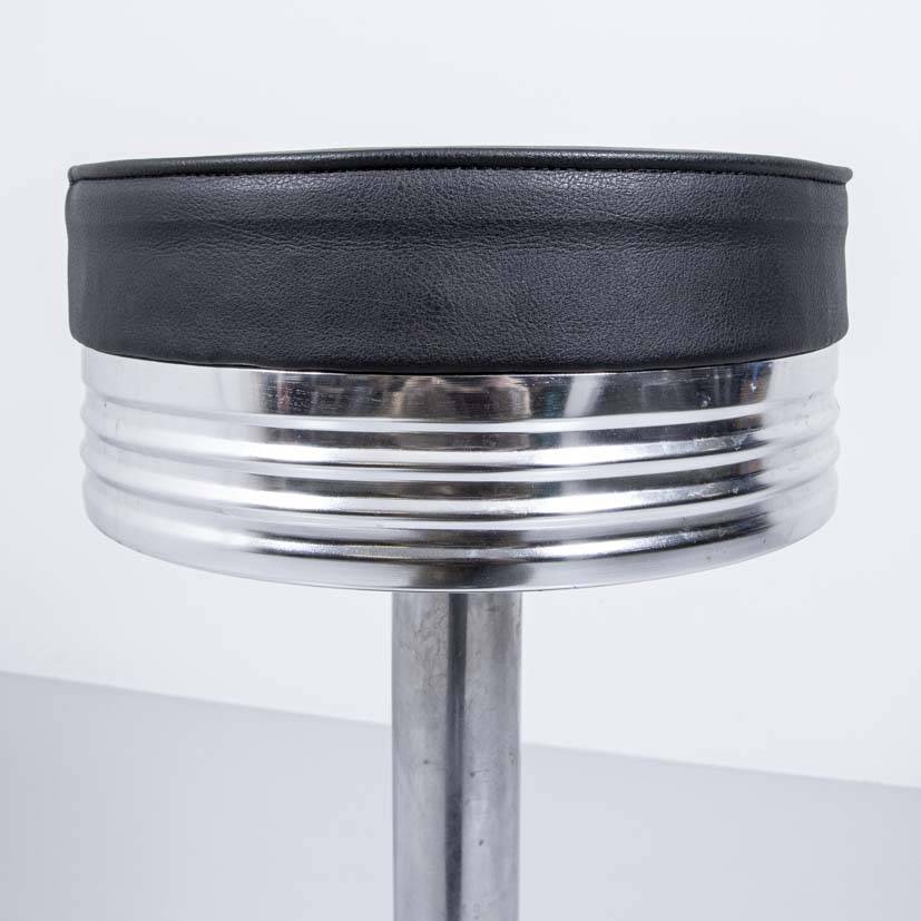 Barhocker mit Gusseisenfuss Gastronomie Möbel Barhocker mit Gusseisenfuss Gastronomie Möbel