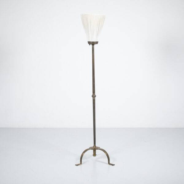 Stehlampe mit Messingfuss Stehlampe