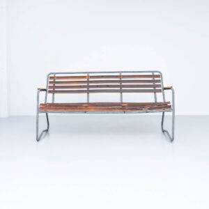 Gartenbank mit Kunststofflatten/ unrestauriert Gartenbank