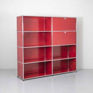 Rotes USM Regal Standregal