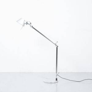 Tolomeo von Artemide Schreibtischlampe