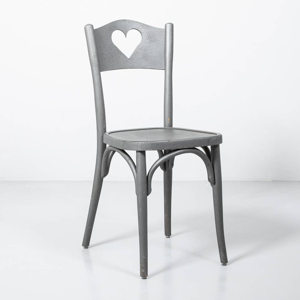 Herzli Stuhl von Horgen Glarus Gastronomie Möbel Herzli Stuhl von Horgen Glarus Gastronomie Möbel