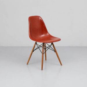 Eames Side Chair Rotorange Designerstuhl