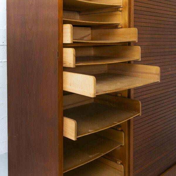 Grosser Lateralschrank Eiche Schubladenstock