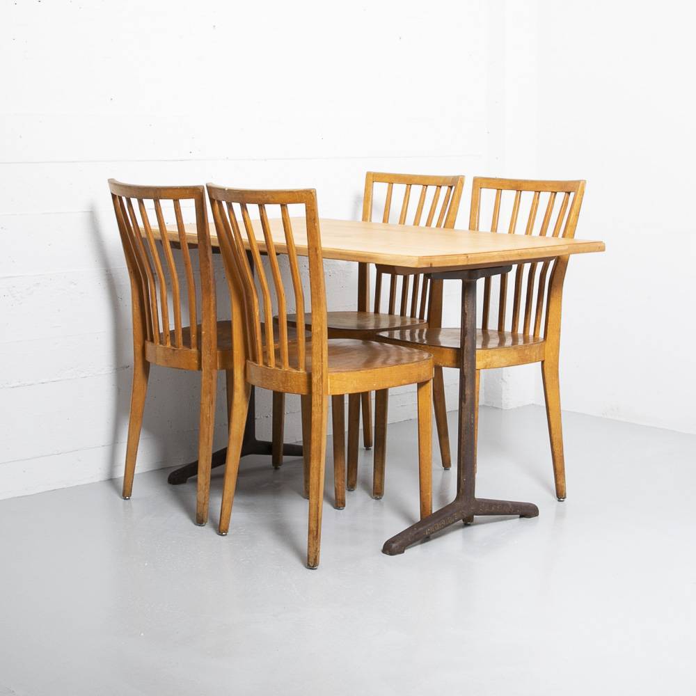 Stäblistuhl von Horgen Glarus Gastronomie Möbel Stäblistuhl von Horgen Glarus Gastronomie Möbel