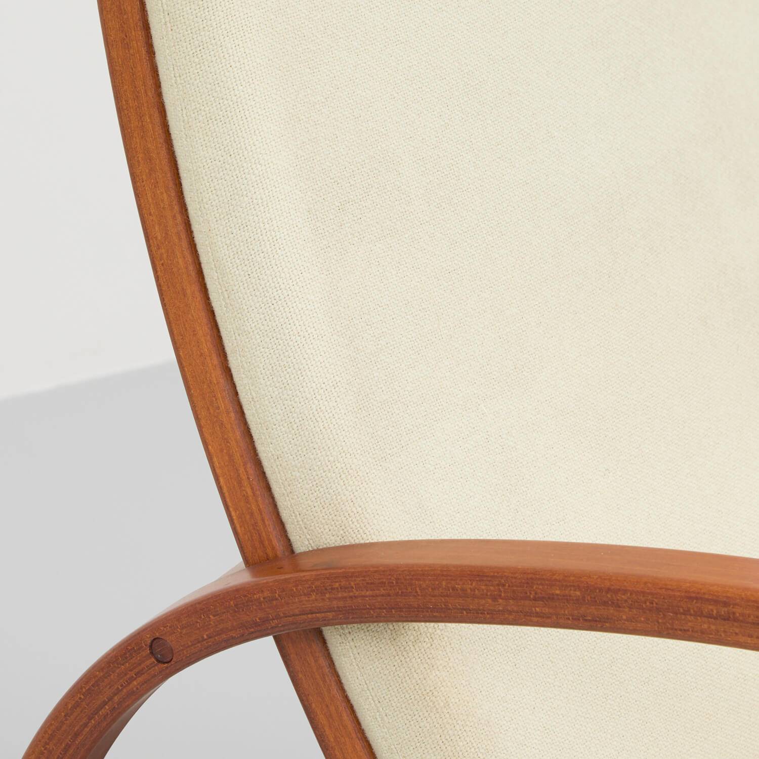 Schaukelstuhl EJ25 von Jørgen Gammelgard Sessel Schaukelstuhl EJ25 von Jørgen Gammelgard Sessel