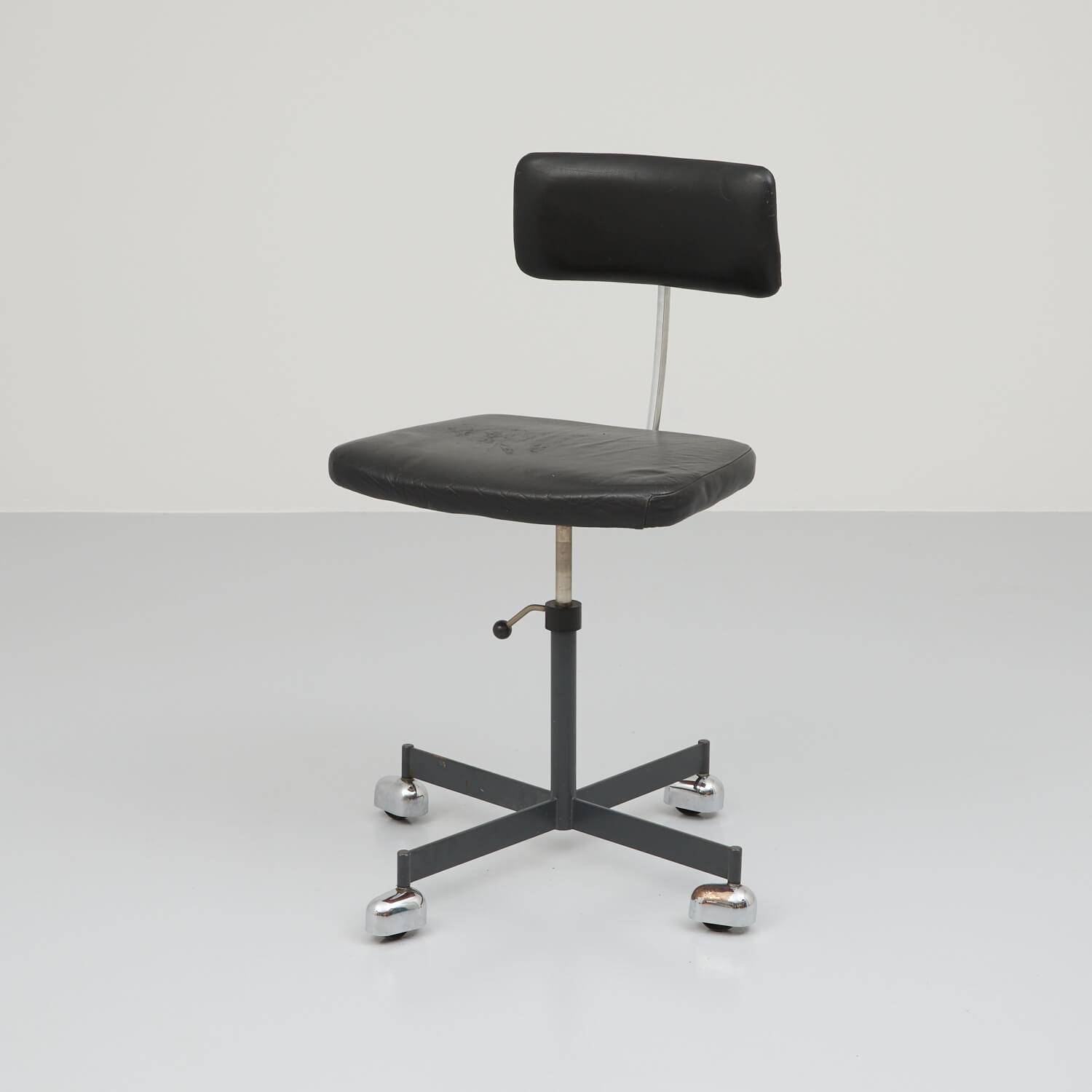 Schwarzer Bürostuhl Kevi Bürostuhl Schwarzer Bürostuhl Kevi Bürostuhl