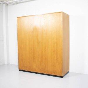 Eichen Kleiderschrank von Zingg Lamprecht Kleiderschrank Eichen Kleiderschrank von Zingg Lamprecht Kleiderschrank