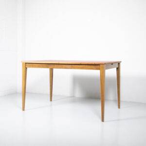 1960er Tisch mit rotem Lino Esstisch