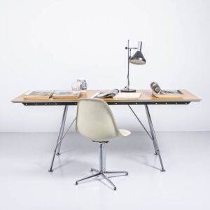 Unistandardtisch von Atelier Alinea Bürotisch