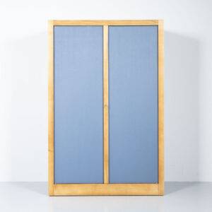 Blauer Pavatex Kleiderschrank Kleiderschrank