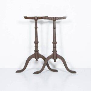 Braune Gusseisenbeine Gastronomie Möbel