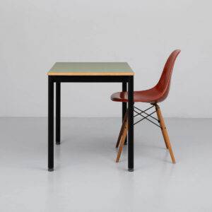 Bürotisch mit Lino Oliv Bürotisch Bürotisch mit Lino Oliv Bürotisch