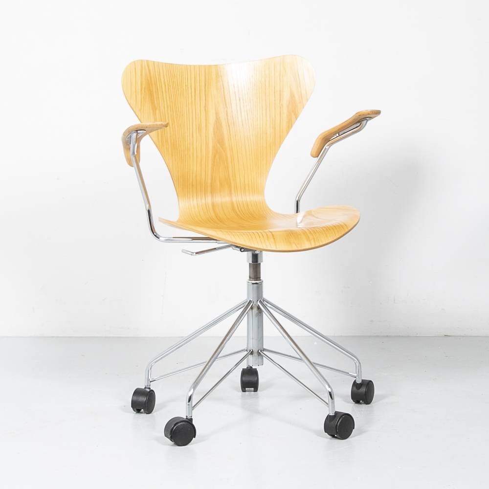 Drehstuhl 3217 von Fritz Hansen Bürostuhl Drehstuhl 3217 von Fritz Hansen Bürostuhl